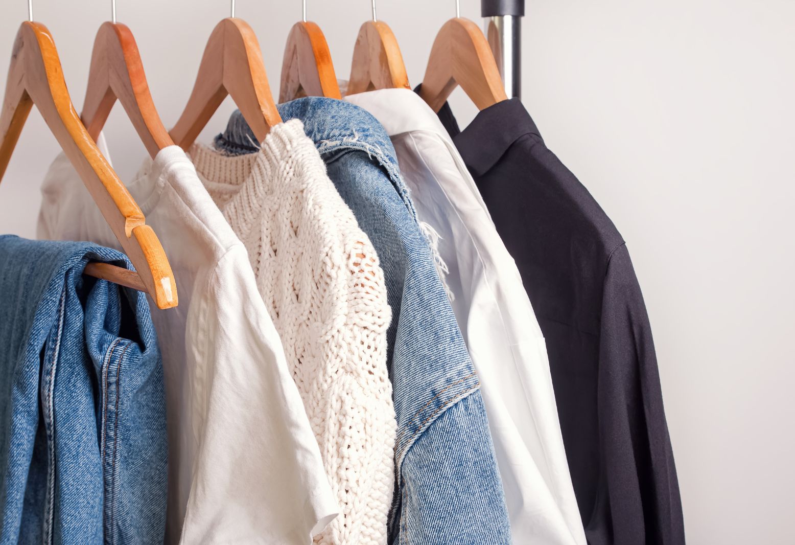 Back-to-Basics Fall Fashion: Essential Pieces for Your Autumn Capsule Wardrobe